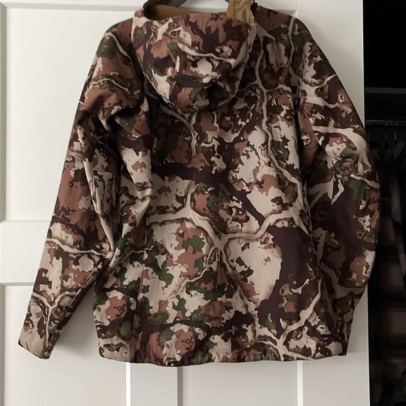 First Lite w’s Catalyst Jacket - Picture 5 of 10